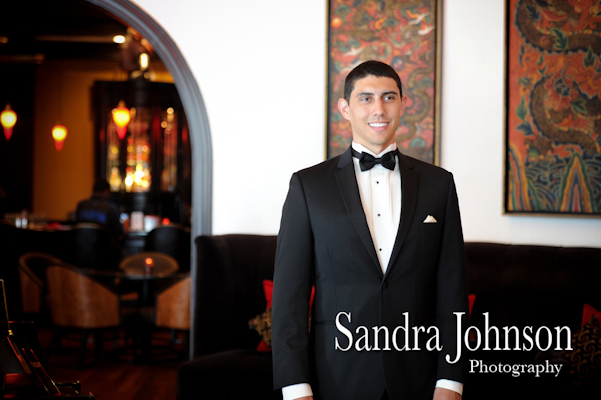 Best Maggiano's Orlando wedding photographer - Sandra Johnson (SJFoto.com)